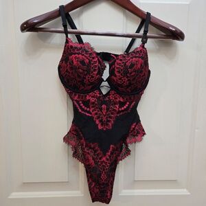 La Senza Lace Lingerie Sheer Snap Bodysuit Sexy Size S Black Red Lace Detail NWT